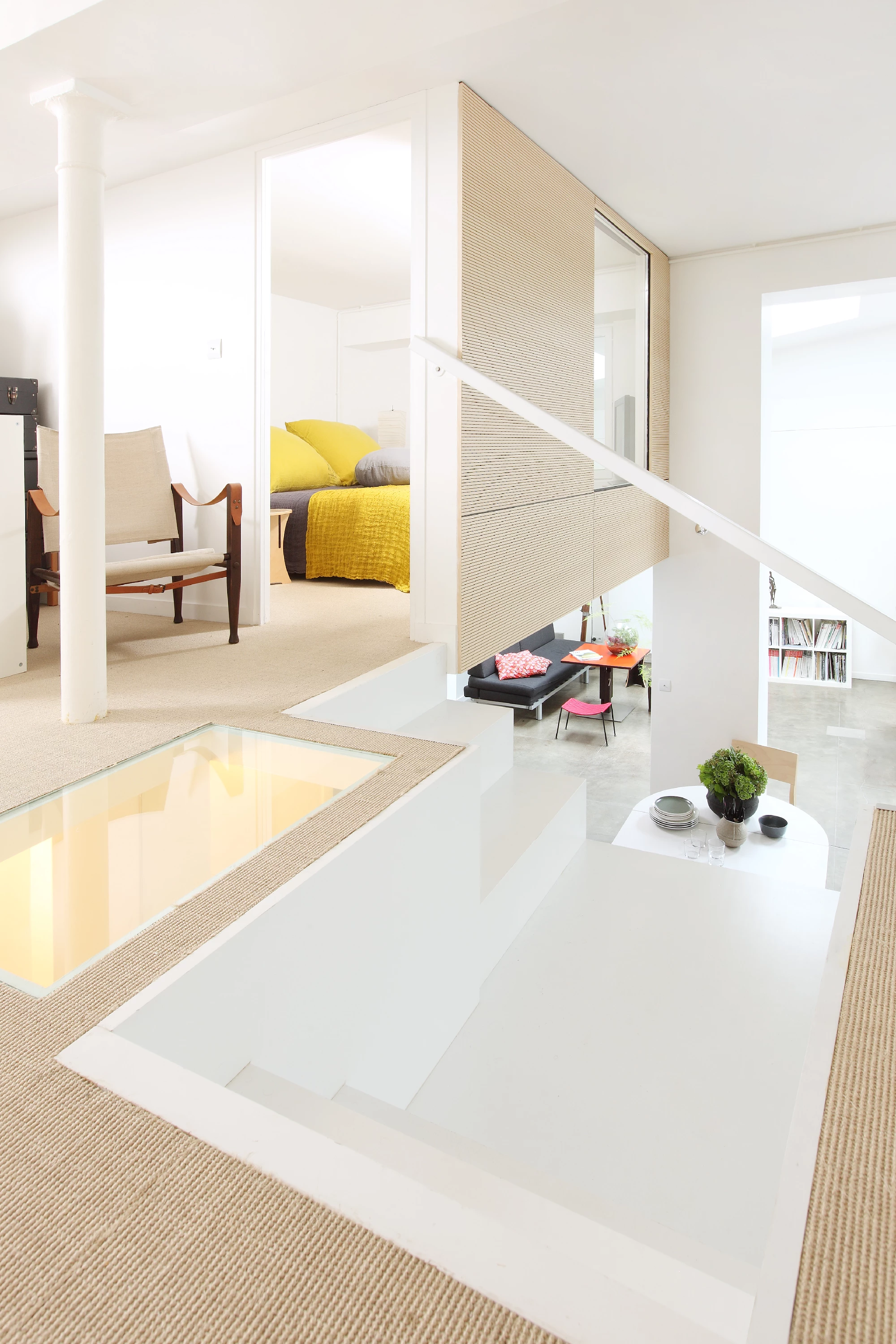 LE DÉVÉHAT VUARNESSON ARCHITECTES, Cabanes d’intérieur - Transformation d'un atelier en habitation