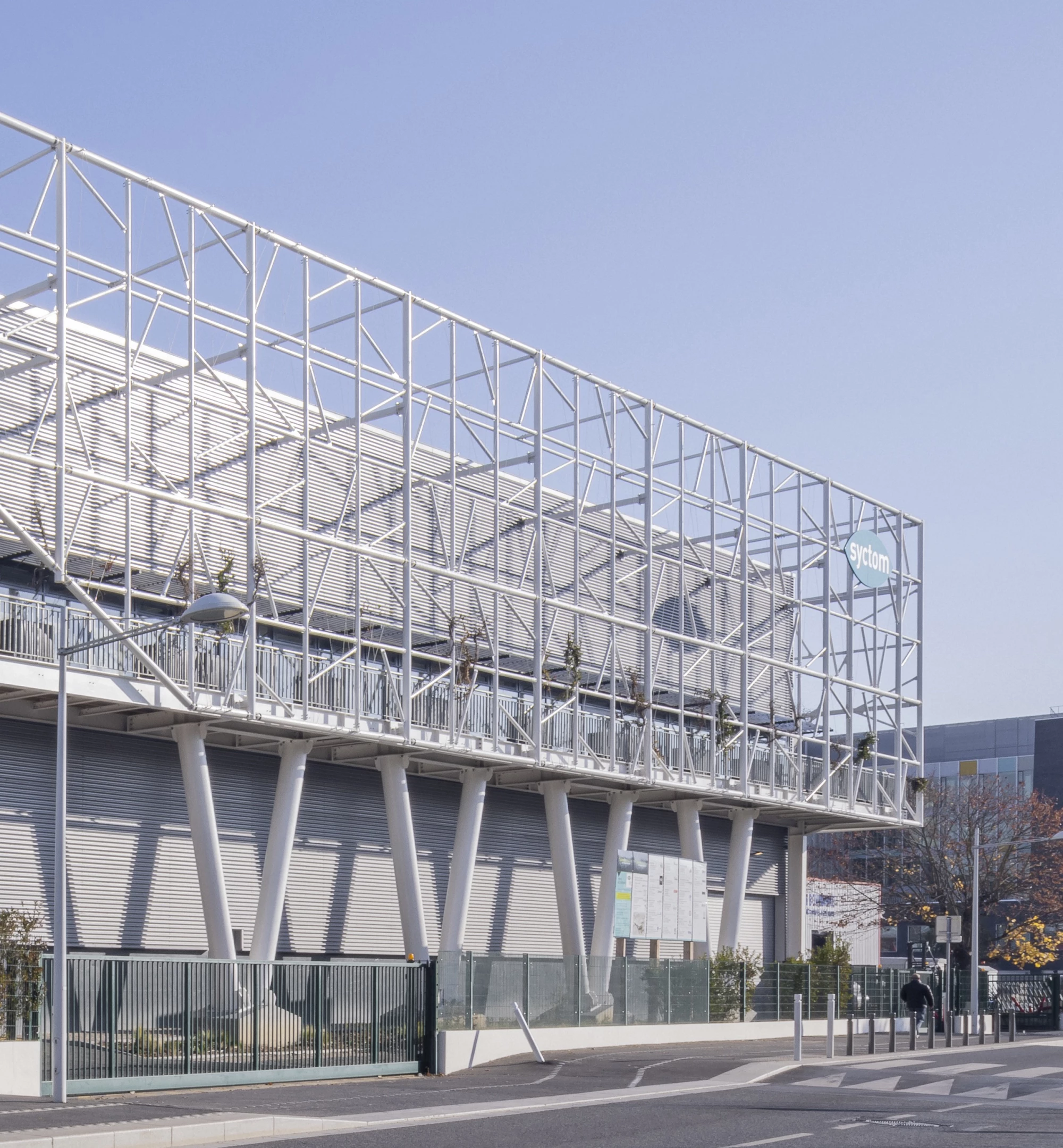 LE DÉVÉHAT VUARNESSON ARCHITECTES, Restructuration du centre de tri de collecte sélective du Syctom