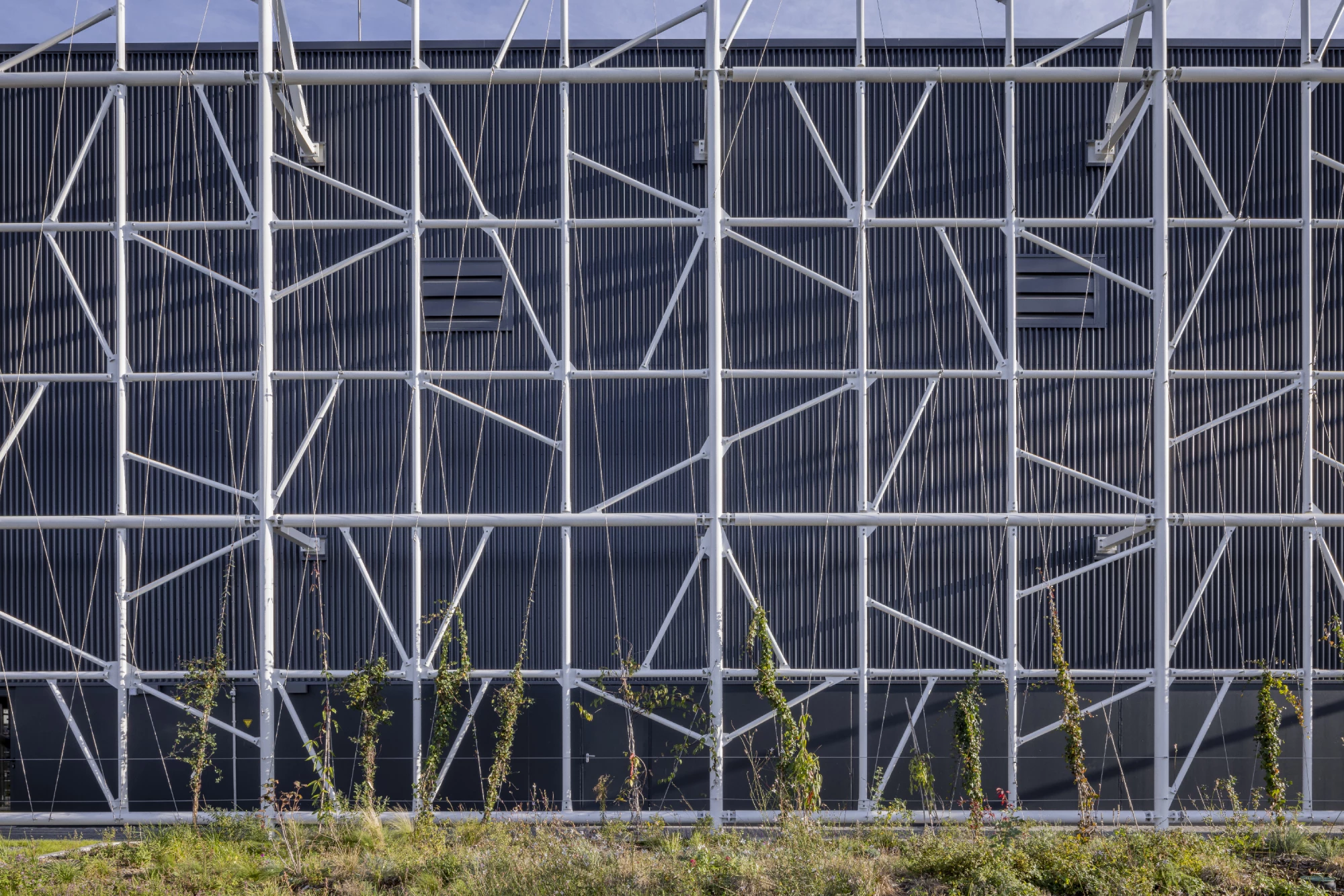 LE DÉVÉHAT VUARNESSON ARCHITECTES, Restructuration du centre de tri de collecte sélective du Syctom